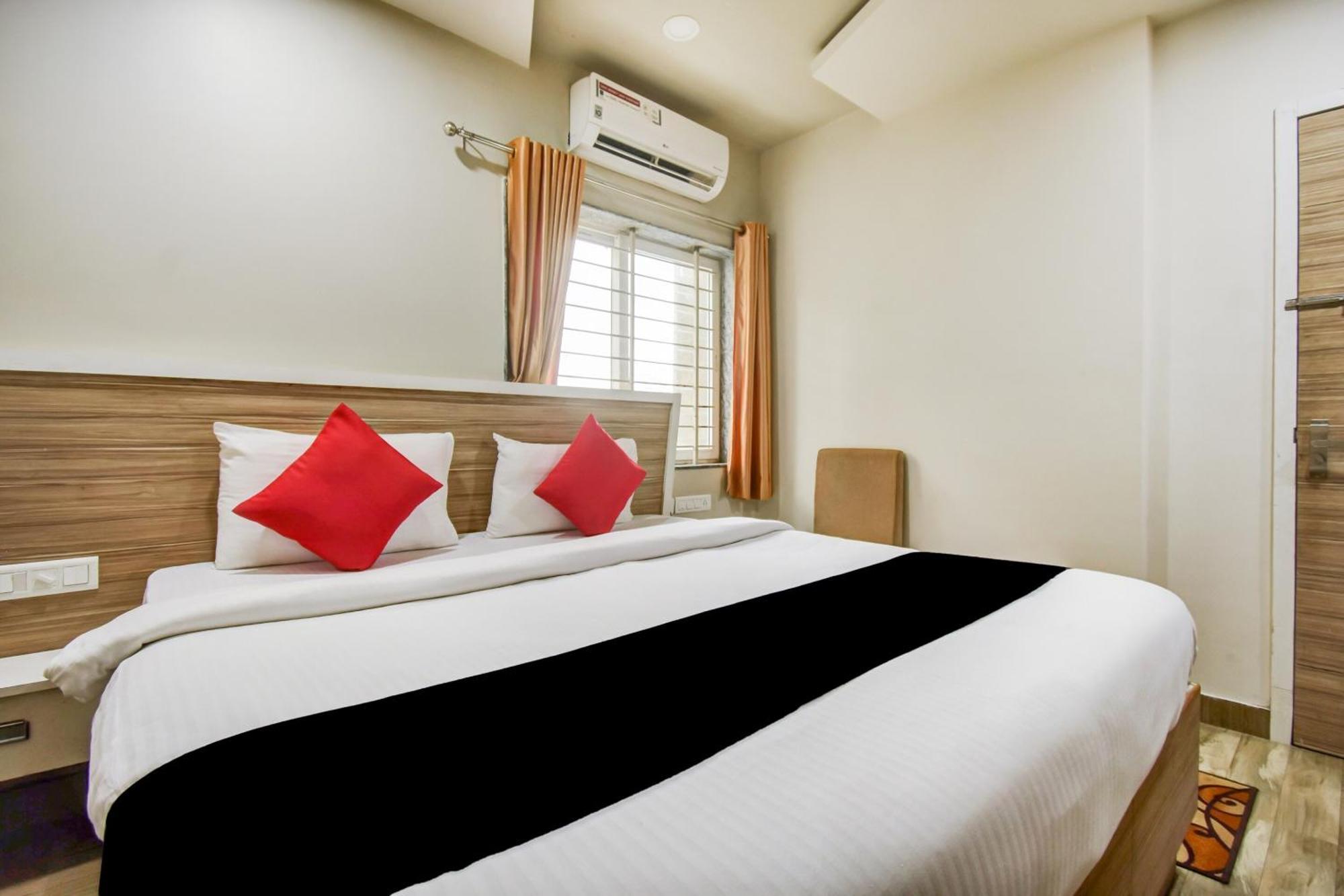 Collection O Aatithya Hotell Bhubaneswar Exteriör bild